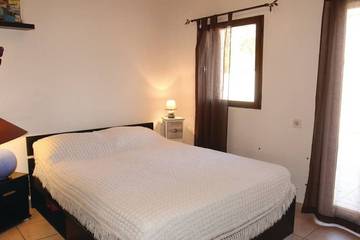 Villa for 8 People in Avignon, Provence, Photo 3