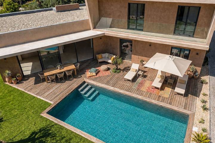 Villa pour 10 personnes, animaux acceptés dans Boulouris