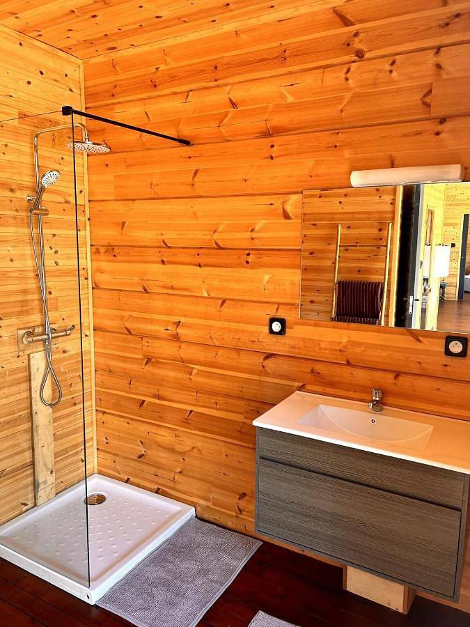 Location de vacances pour 4 personnes, avec terrasse ainsi que jacuzzi et piscine dans Piton de la Fournaise - 4