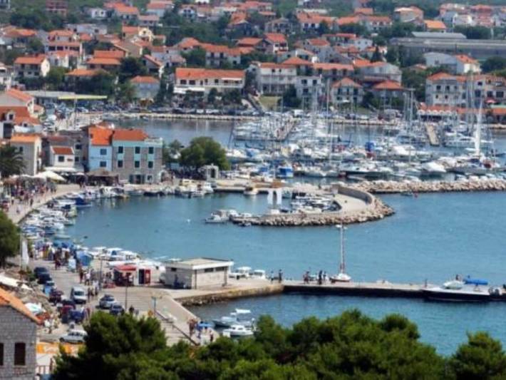 Ganze Wohnung, Apartments Dea & Paula - Two Bedroom Apartment with Terrace in Vodice, Šibenik-Knin