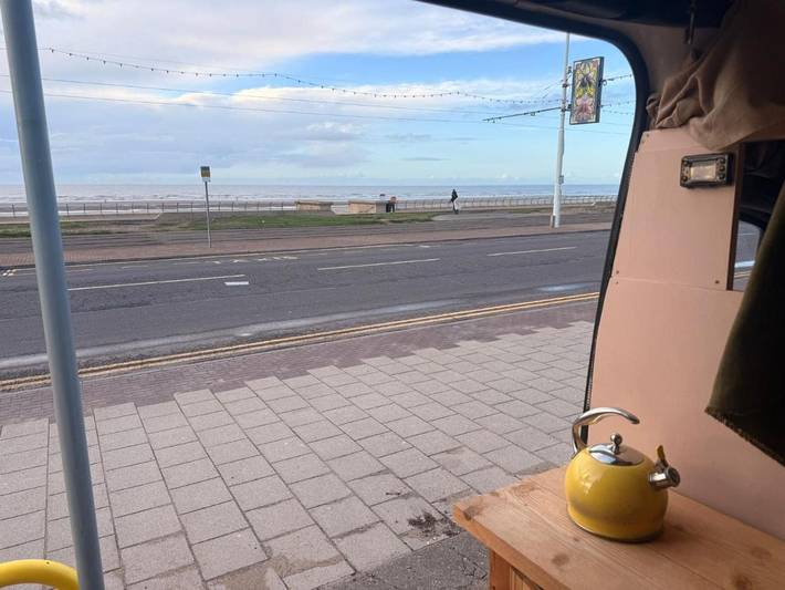 Glamping for 2 people, with pets in Blackpool