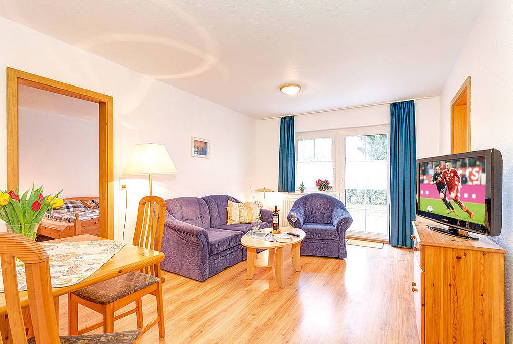 Apartamento vacacional entero, Villa Idyll, Gartenhaus, Whg. 655 in Sellin, Rügen