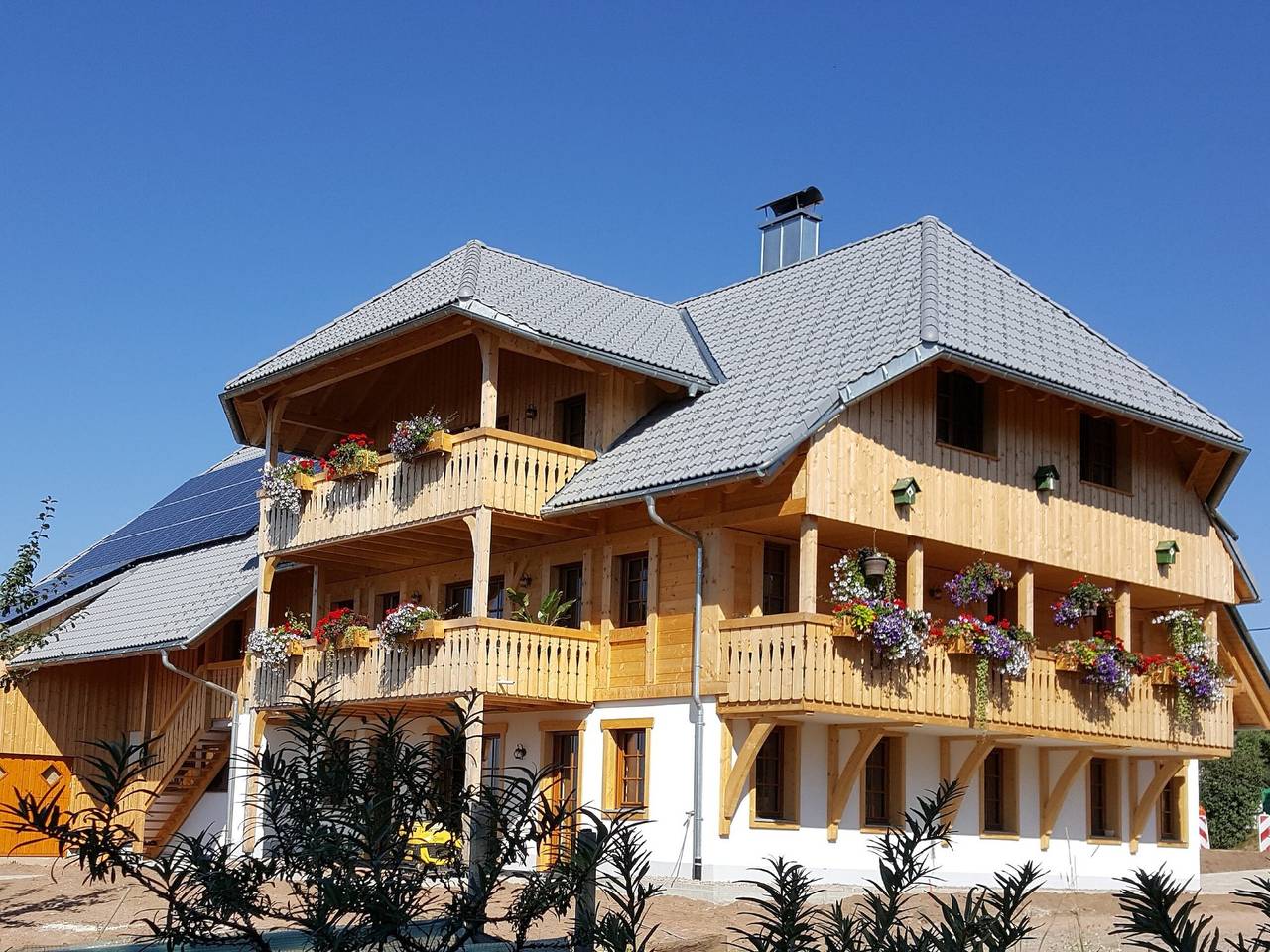 Ολόκληρο το διαμέρισμα, Apartment 'Fischerhof' with Mountain View, Private Terrace and Wi-Fi in Höchenschwand, Southern Black Forest