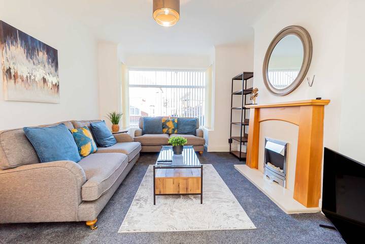 Holiday rental for 5 people, with garden in Doncaster