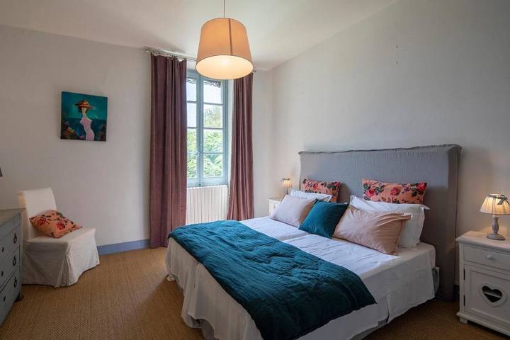 Location de vacances pour 6 personnes, avec jardin et piscine à Maillane - 2