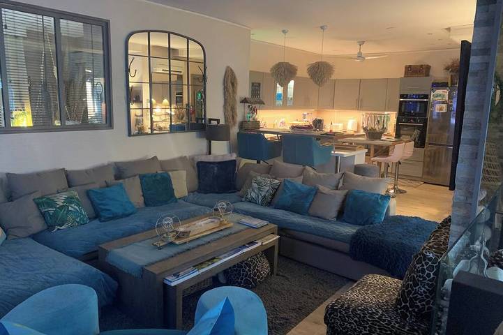 Location de vacances pour 6 personnes, avec terrasse à Cogolin