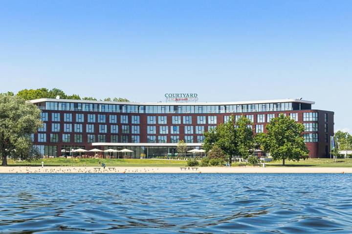 Hotel für 2 Personen, mit Terrasse und Seeblick sowie Ausblick