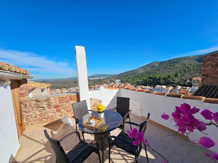 Apartamento para 7 personas, con Balcón además de Terraza y Vistas en Villafamés