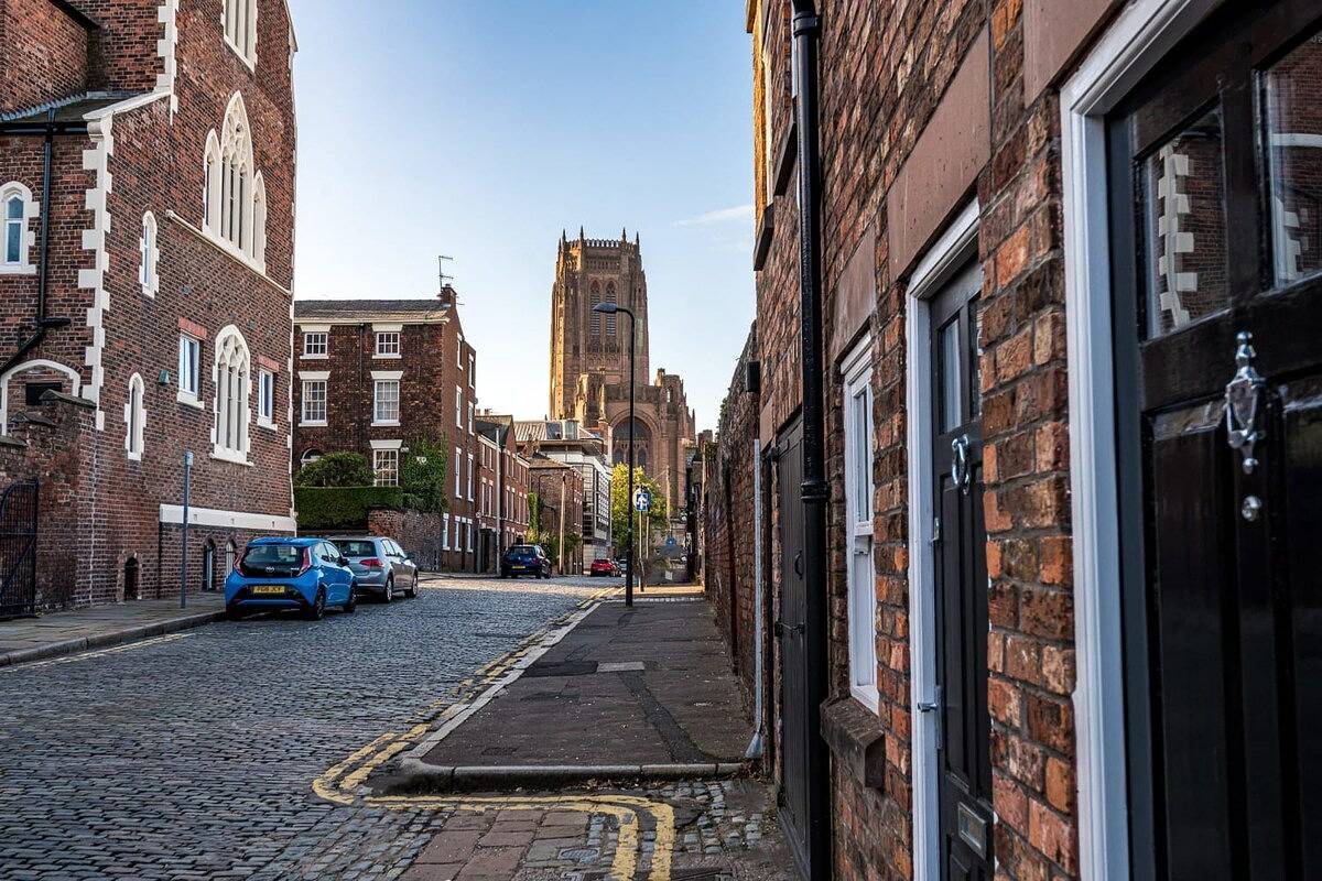 Host & Stay | The Pilgrim Coach House Ii in Liverpool, Merseyside