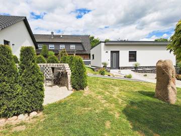 Ferienhaus für 5 Personen, mit Terrasse und Garten, kinderfreundlich in Möllenhagen