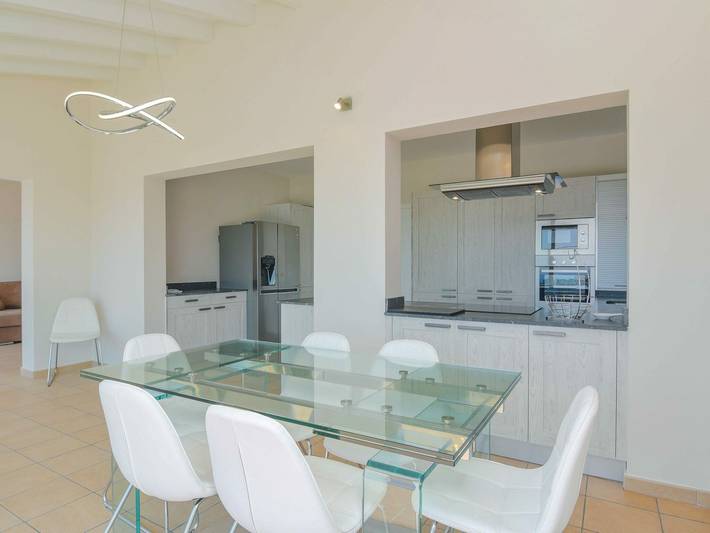 Villa en Moraira con piscina y playa in Teulada, Costa Blanca