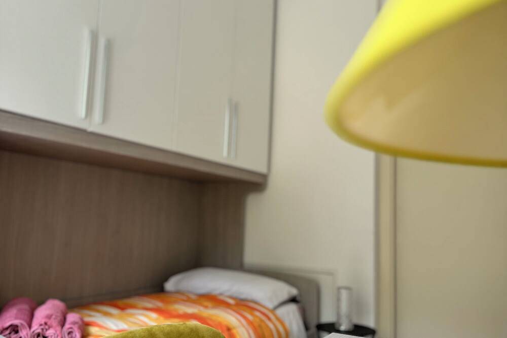 Ganze Wohnung, Casaspensieratezza - Sleeps 5 - 3 Rooms - Central - Breakfast Included in Forlì, Forlì-Cesena Provinz