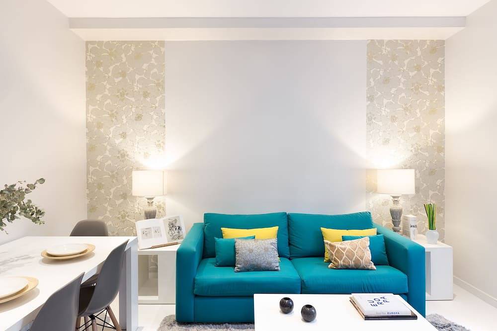 Entire apartment, Carretas Apartments Madrid 202 in Centro (Madrid), Madrid