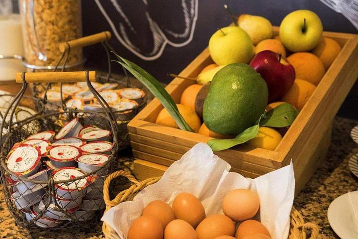 Station pour 2 personnes, avec terrasse ainsi que vue et piscine à Fnideq - 3