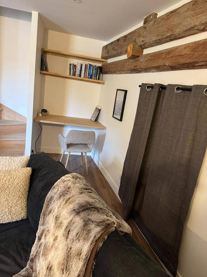 Gîte pour 6 personnes, avec terrasse et vue à Saint-Jean-de-Belleville - 4