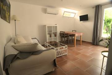 Appartement De Vacances pour 2 Personnes dans L'Isle-sur-la-Sorgue, Provence, Photo 2