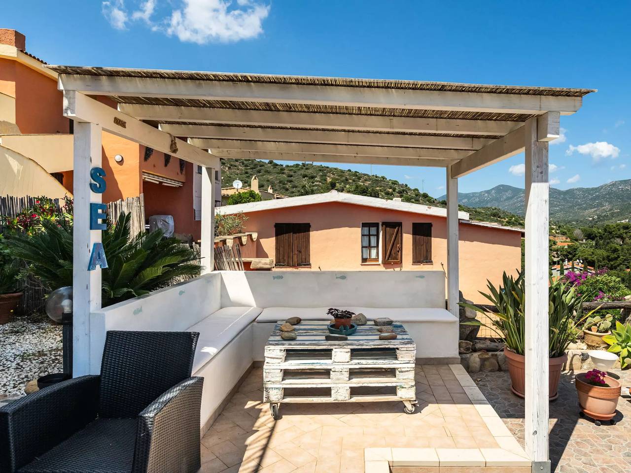 Maison 6 Personnes in Solanas, Comune di Sìnnia