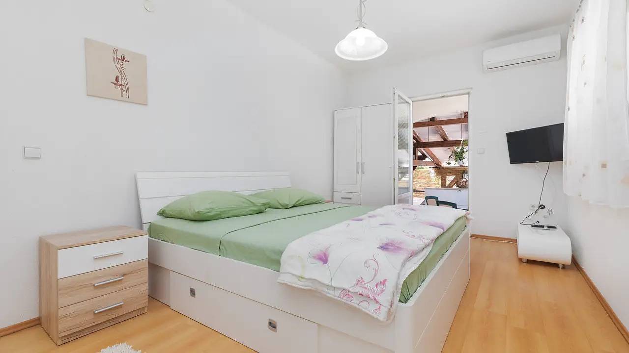 Appartamento vacanze a Omiš-Riviera a partire da 239€ a notte