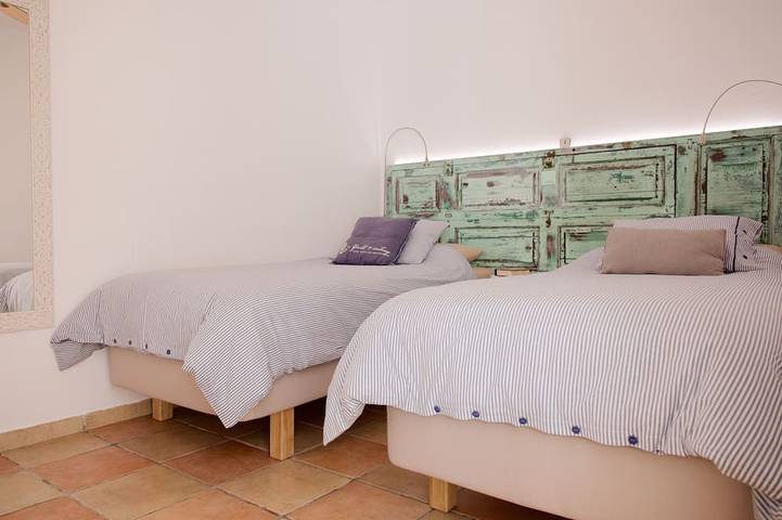 Ferienhaus für 5 Personen, mit Terrasse und Whirlpool sowie Garten in Cala Major - 4