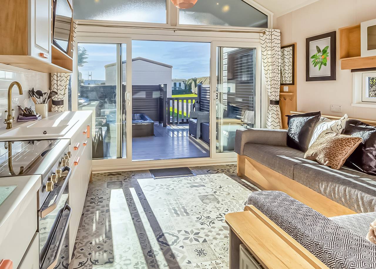 Pladda Pod with Hot Tub in Firth Of Clyde