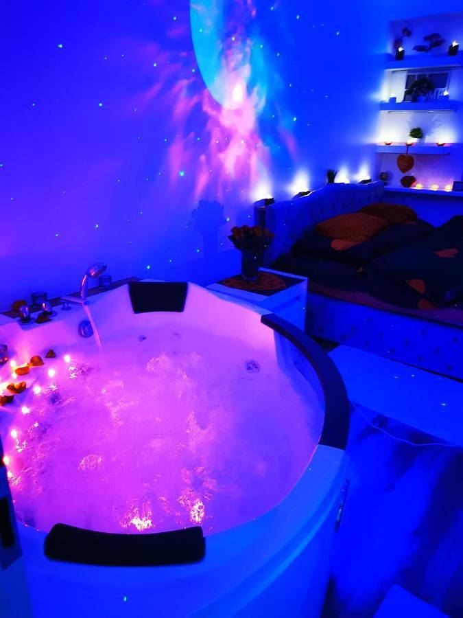 Apartament wakacyjny dla 4 osób, z Jacuzzi w Toruń