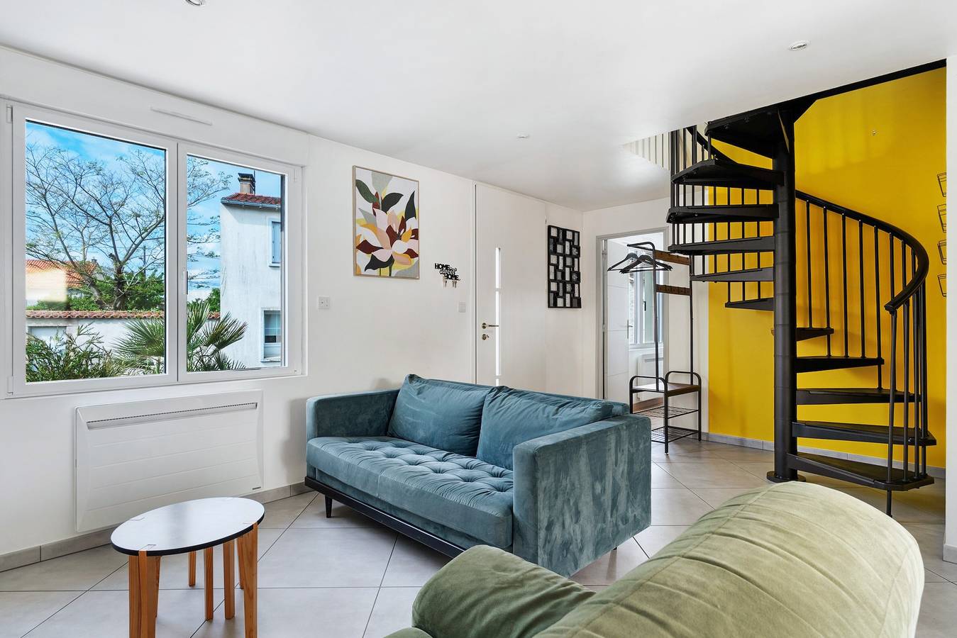Maison de ville avec Jardin 6p, terrasse privée et Wi-Fi in Tiffauges, Vallée de la Loire