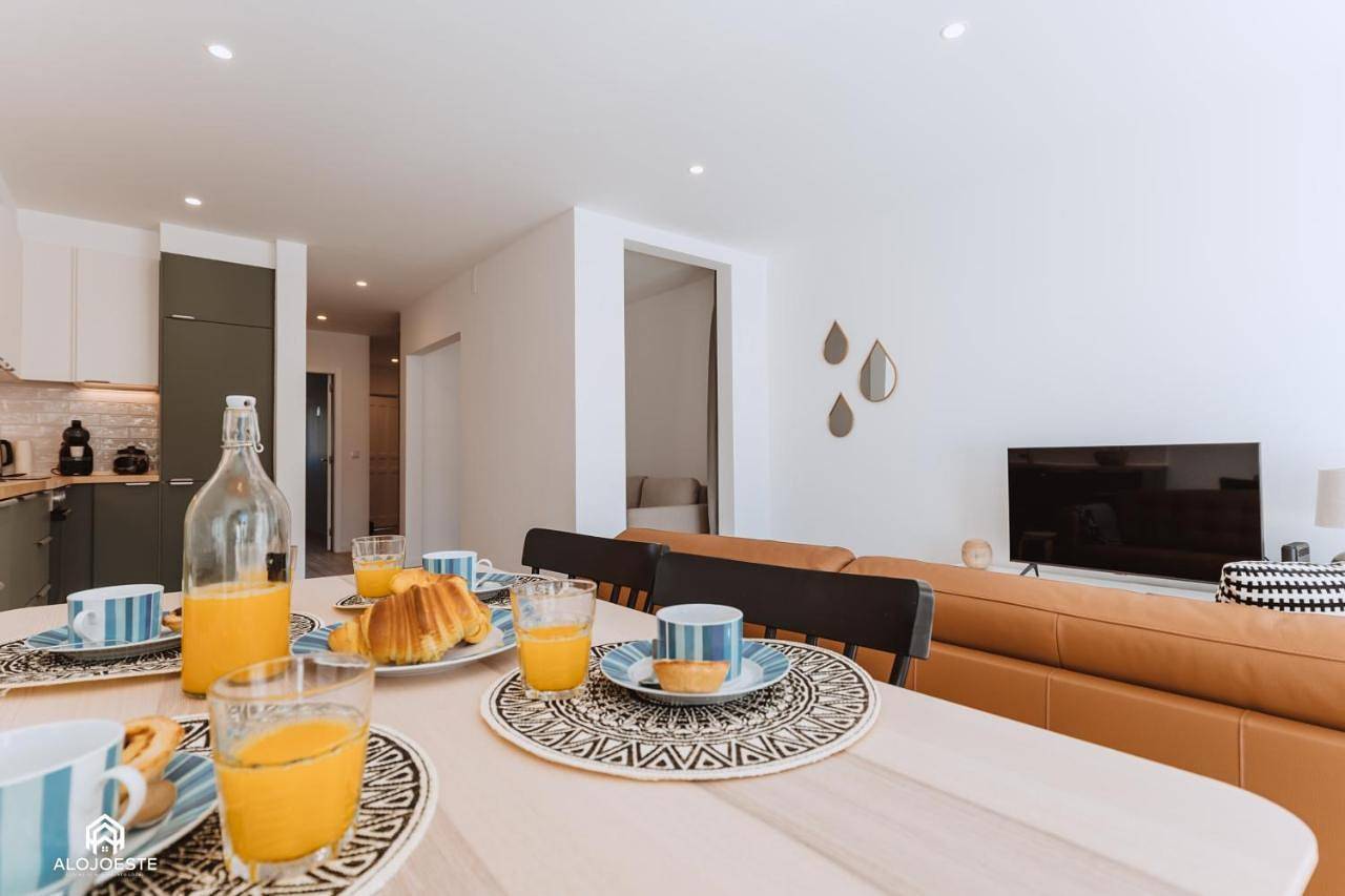Apartamento inteiro, The Terrace - Santa Cruz in A dos Cunhados e Maceira, Distrito de Lisboa