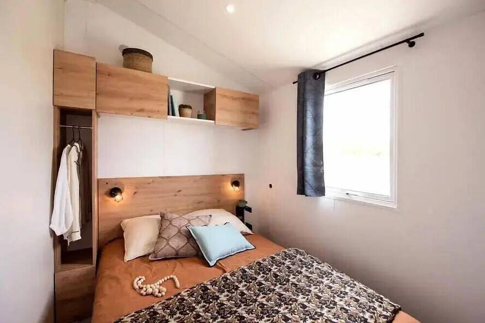 Mobil-home | Premium | 4 Ch. | 8 pers. | Terrasse Lounge | A/C in Carry-le-Rouet, Côte méditerranéenne (France)