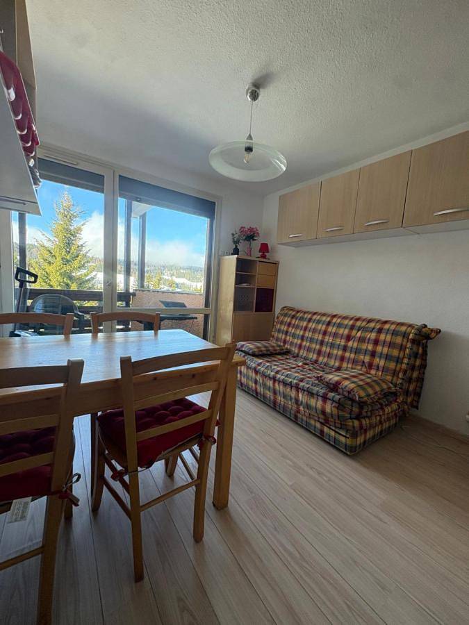 Appartement de vacances pour 4 personnes, avec terrasse, animaux acceptés