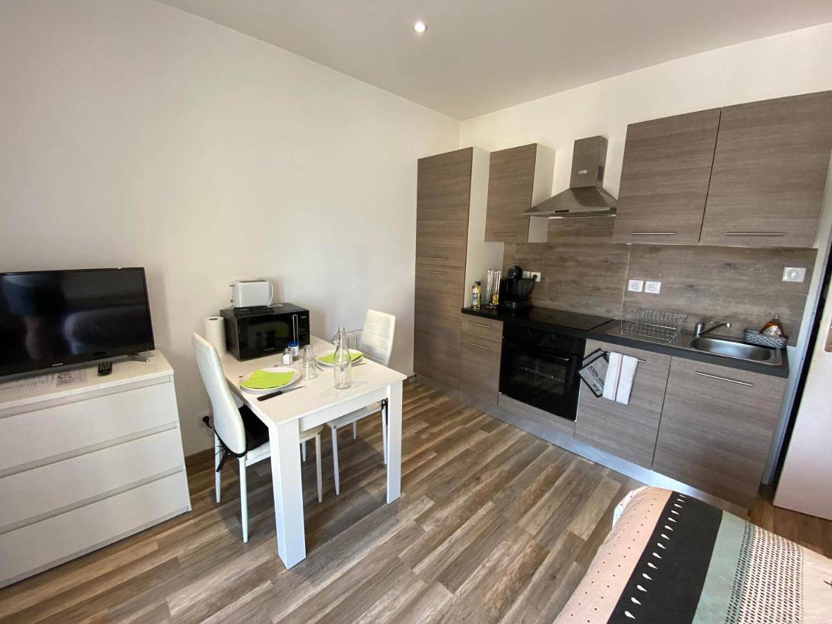 Appartement entier, Studio in Bourg-en-Bresse, Région de Bourg-en-Bresse
