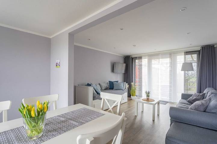 Ferienwohnung für 5 Personen, mit Garten und Terrasse in Janneby