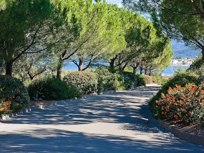 Apartamento vacacional de 1 dormitorio. in Saint-Florent, Region de Calvi