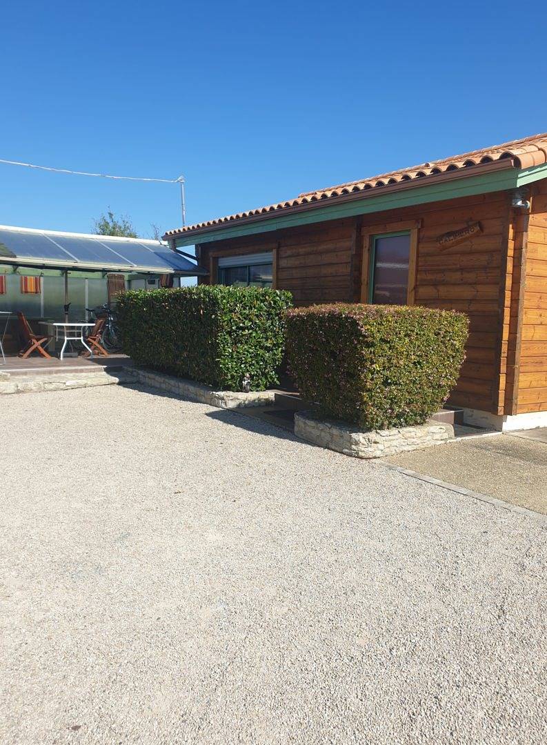 Calimero in Mauzé-sur-le-Mignon, Région de Niort