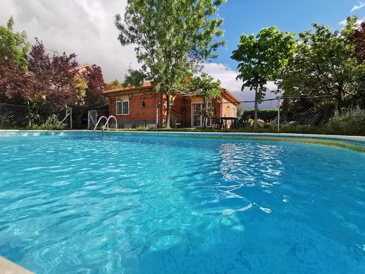 Casa de vacaciones para 4 personas, con jardín y piscina, Se admiten mascotas - 1