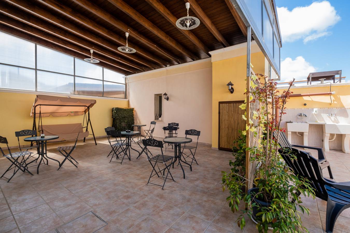 Appartamento intero, Appartamento Sole 2 con terrazza condivisa, A/C e Wi-Fi in Giurdignano, Provincia di Lecce