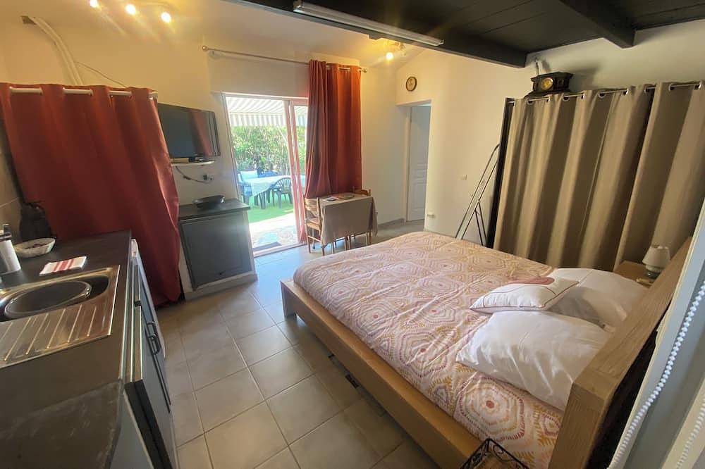 Maisonnette Indépendante à 10 min D'ajaccio, Idéal Pour une Famille !! in Alata (Corsica), Ajaccio e dintorni