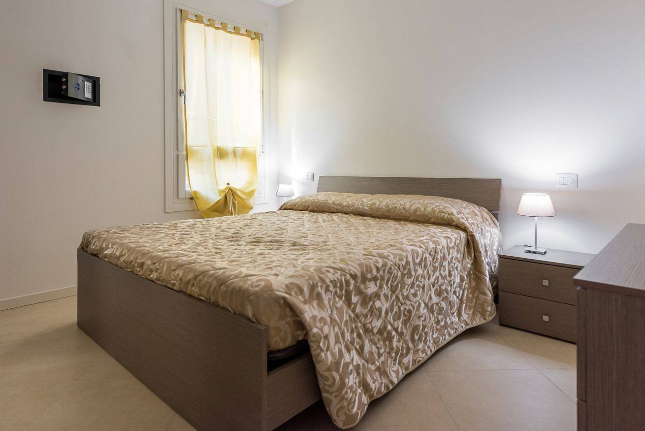 Entire apartment, Cozy and modern apartment in the heart of San Zeno with 4 sleeps. in Centro Storico di Verona, Verona