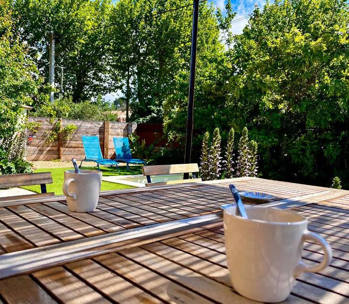 Location de vacances pour 2 personnes, avec piscine ainsi que jardin et vue à Montséret - 4