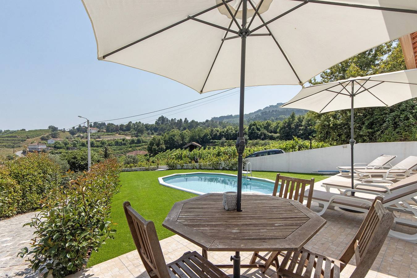 Casa vacanze 'Refugio Das Vinhas' con vista sulle montagne, Wi-Fi e aria condizionata in Veade, Gagos e Molares, Distretto de Braga