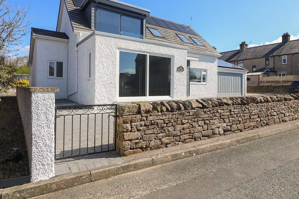 Log Cabin for 6 People in Ingleton, North Yorkshire