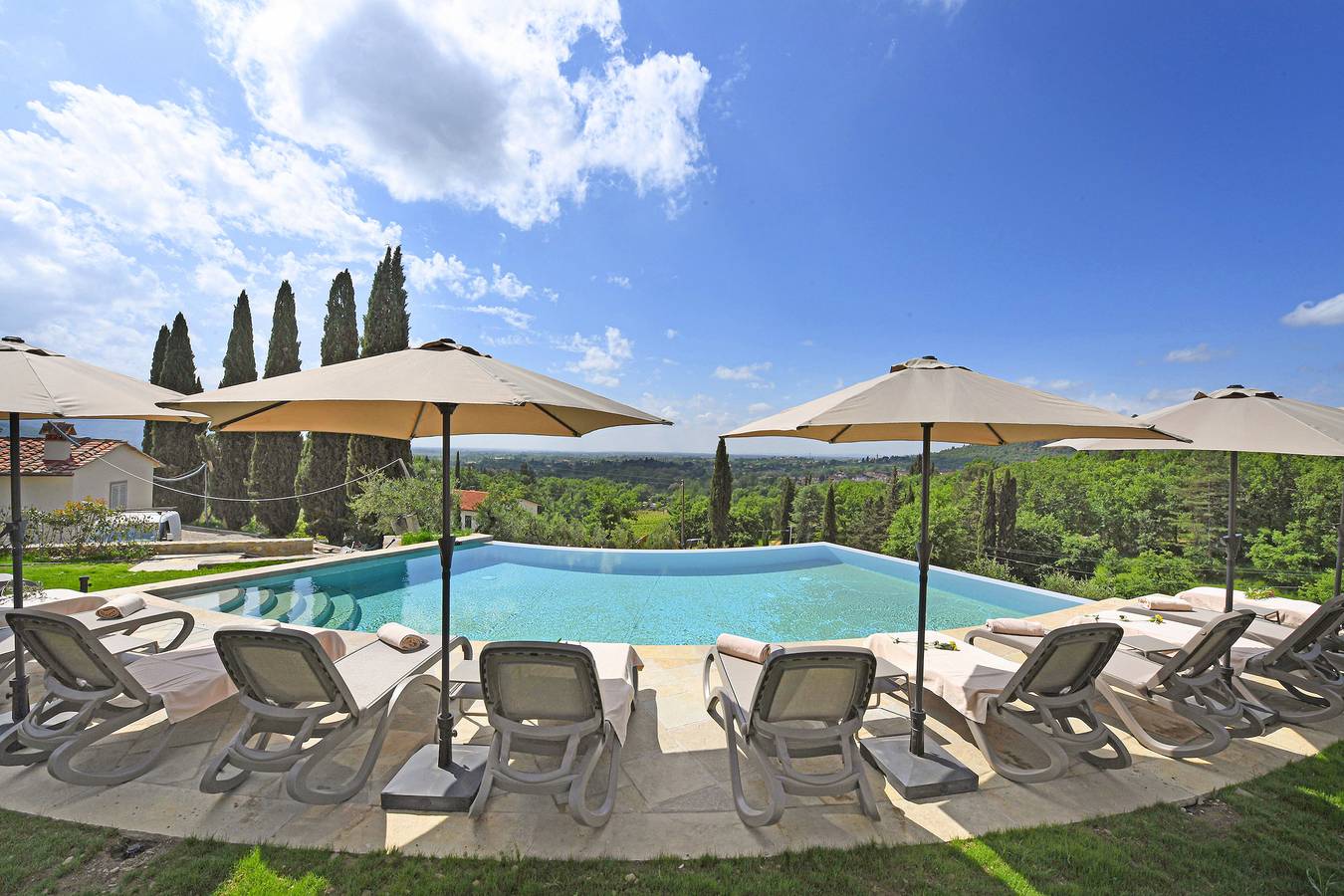 Amazing Villa Chimera Green 12 Pool&Gym in Arezzo, Arezzo Province