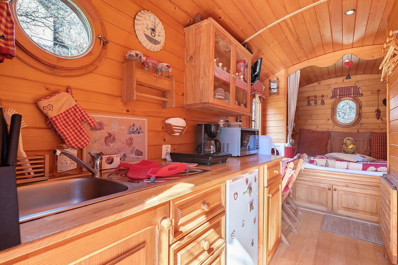 Roulotte Gentiane: escapada única en las montañas de Gavarnie in Gèdre, Parque nacional de los Pirineos