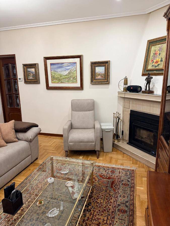 Chalet para 6 personas, con jardín además de terraza y jacuzzi, Se admiten mascotas en Gijón - 3