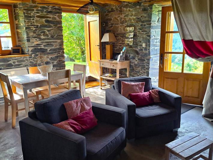 Gîte pour 2 personnes, avec jardin à Galey - 3