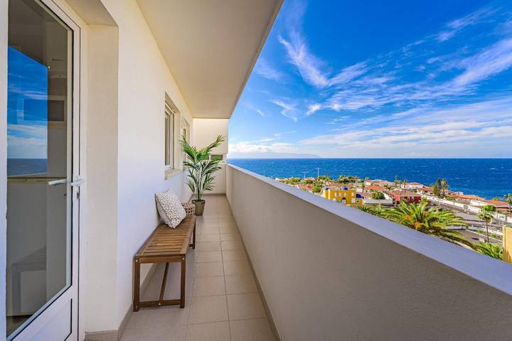 Ganze Wohnung, Ferienwohnung 'Playa La Arena 2 Bed' mit Meerblick, Balkon und WLAN in Playa Neptuno (Santiago del Teide), Santiago del Teide