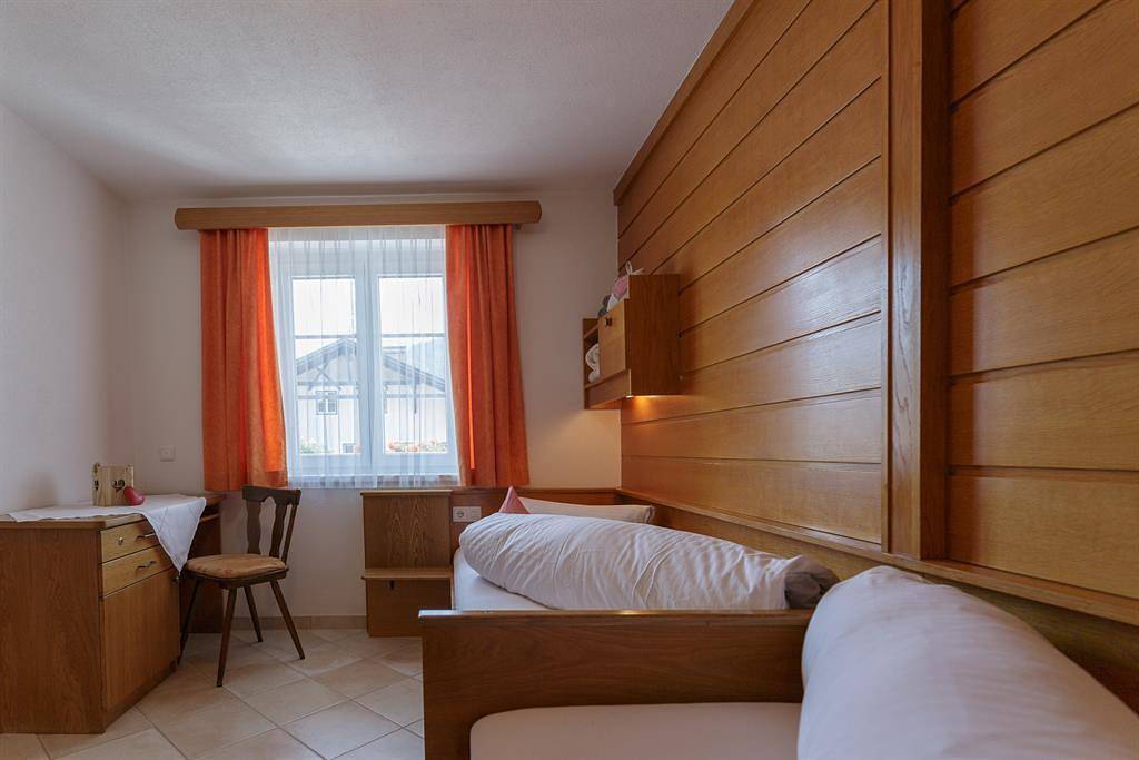 Ganze Ferienwohnung, Apartment mit 2 Schlafz. ohne Verpflegung in Gailtaler Alpen, Obertilliach