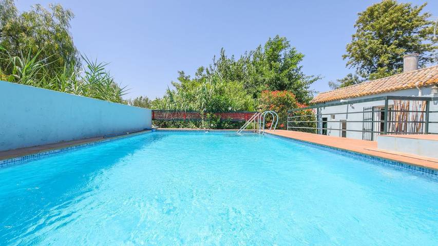 Villa für 6 Personen, mit Balkon/Terrasse - 1