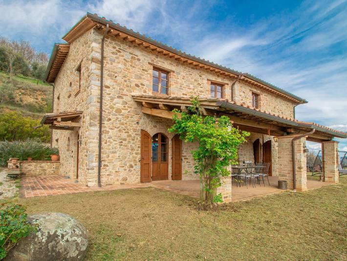 Casa vacanza per 9 persone, con Balcone e Giardino nonché Panorama a Umbertide