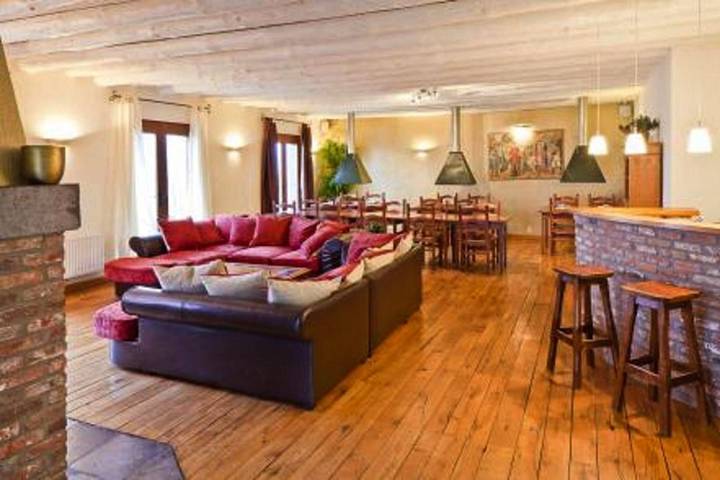 Ferienhaus für 14 Personen, mit Garten und Sauna sowie Ausblick