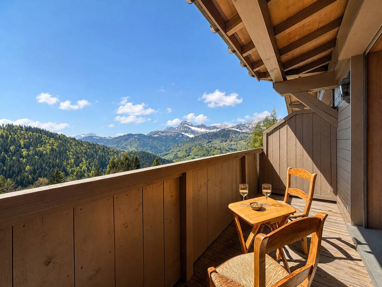 Apartamento entero, Apartamento encantador con vista al Mont Charvin y aparcamiento in Notre-Dame-de-Bellecombe, Albertville region